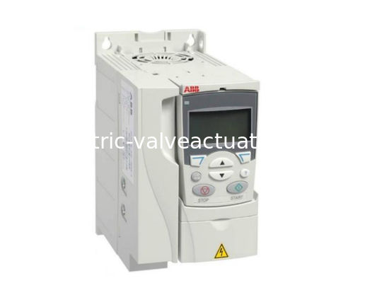 Ein guter Preis. Mechanischer hybrider Inverter 0.75KW IP20 ACS355-03E-02A4-4+B063 des Antriebs-ABB online